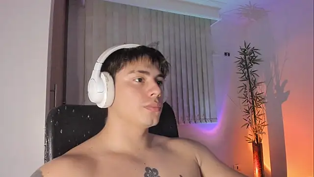 Giordano_Russoのウェブカメラショー