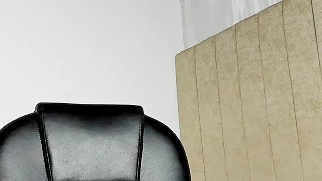 Toji_ferrer Adlı Modelin Canlı XXX Sohbeti