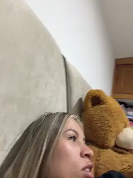 Mia_Rosee1 Obrolan Langsung XXX