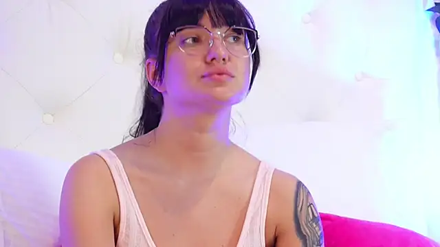NadiaKeyssn Live XXX chat
