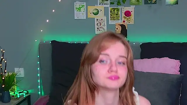 Онлайн чат XXX ElfieWhite