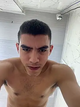 צ'אט XXX בשידור חי של Sebastian_Vega
