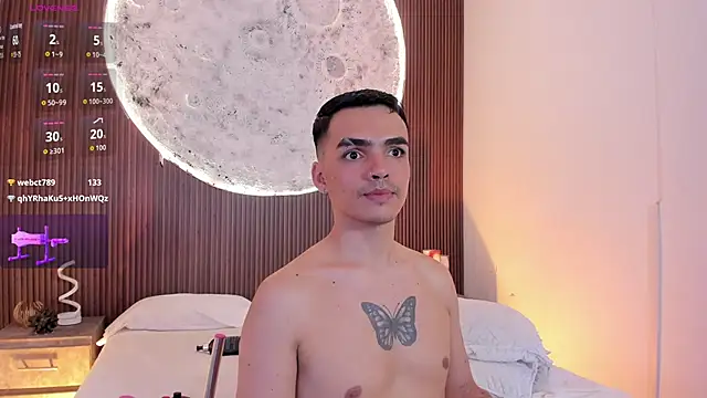 Živý XXX chat NicoKinggs_