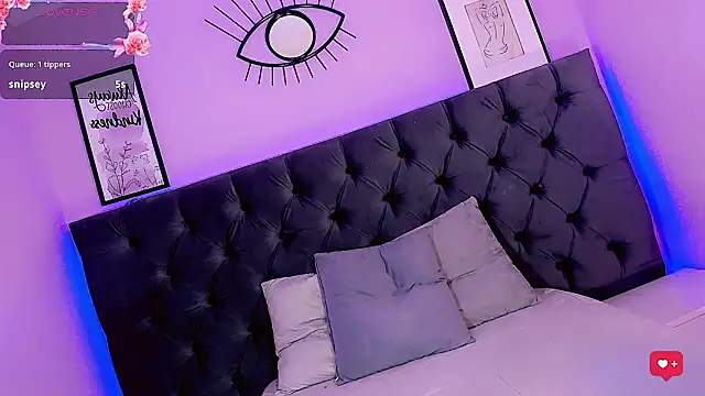 Kornylovee's Live XXX Chat