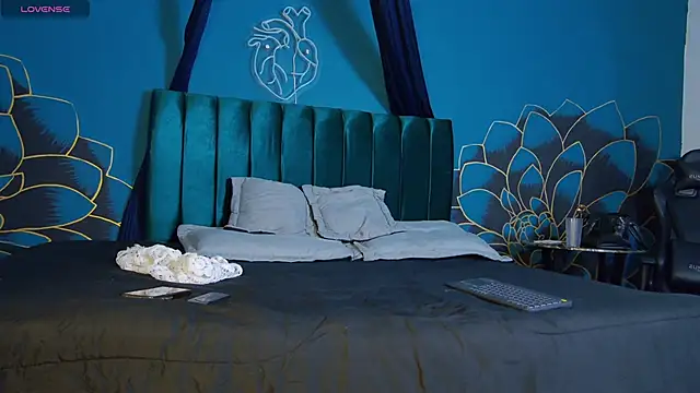 maxi_max0 webcam show