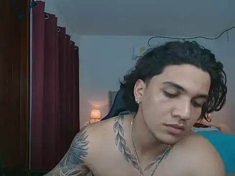 Mrbig_maximo Chat XXX in diretta