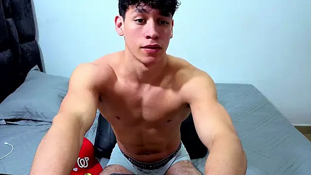 Luke_Muscle Live XXX Chat