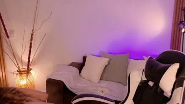 ChloeMoreti Adlı Modelin Canlı XXX Sohbeti