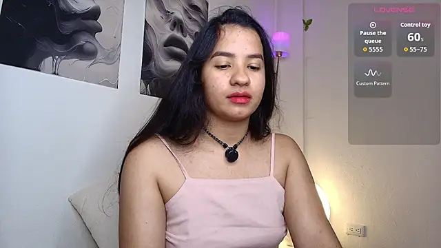 thepeach_ Chat XXX in diretta