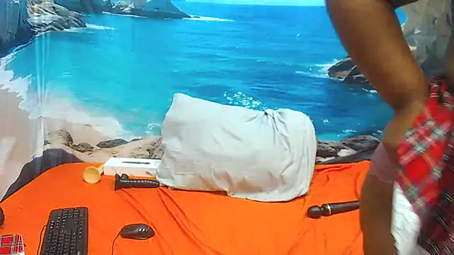 JUICYASSxxx Live XXX-chat