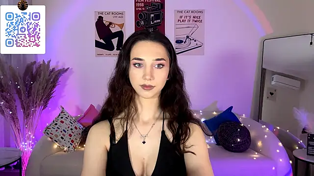 LinaMour Adlı Modelin Web Kamerası Şovu