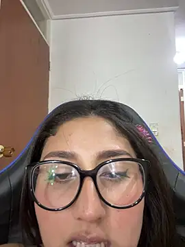 Chat +18 de croftsmila ao vivo