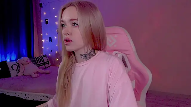 Chatroom XXX en direct de Naughty_Mable
