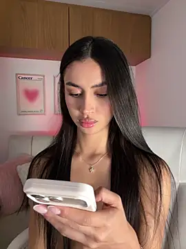 XXX chat uživo modela maddy_bronw_