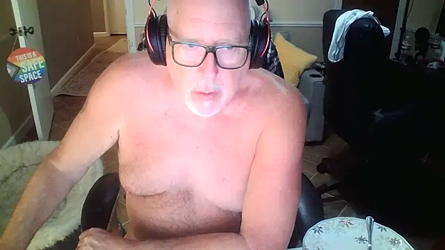 Онлайн чат XXX superbearboss