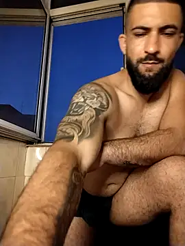 Chat +18 de Tommy_Porn_ ao vivo