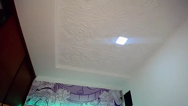Larry_craft Show in webcam