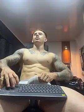 Chat +18 de paulthompson_ ao vivo