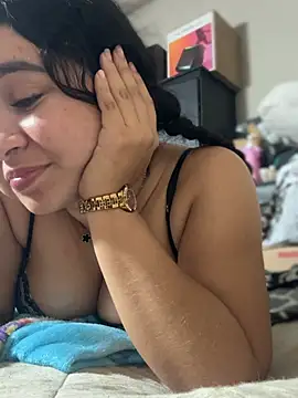 Pretty_Isadoran Live XXX chat