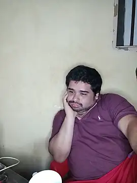 TUAMIGOLH Show in webcam