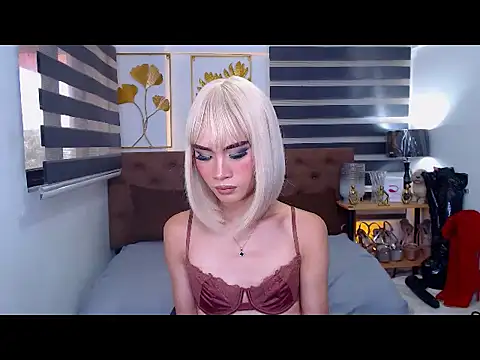JuicyCockThea 现场XXX聊天