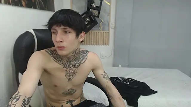 Chatroom XXX en direct de Cry_thereal