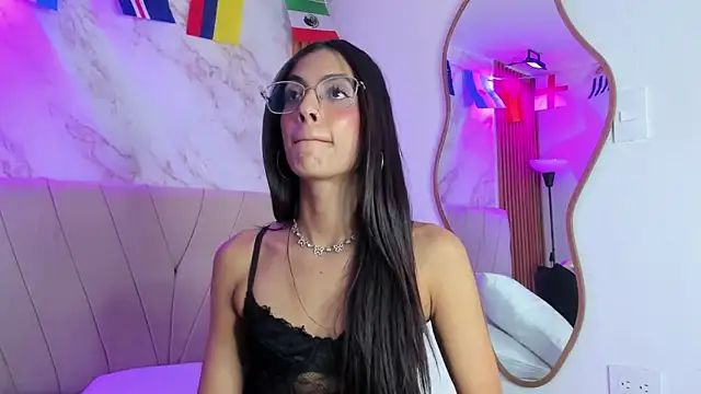 XXX chat uživo modela j_belle_