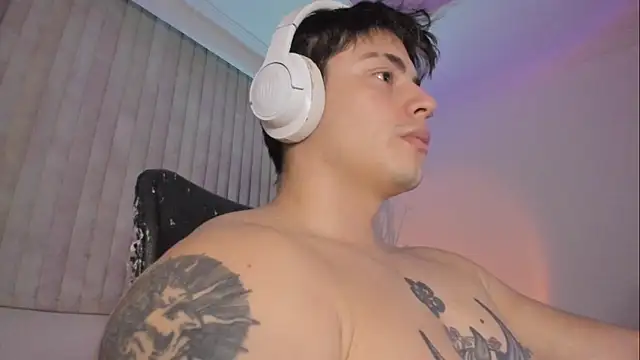 Giordano_Russo Pertunjukan Webcam