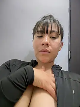 kim_monti Chat XXX in diretta