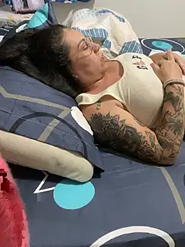 HealingHoney's Live XXX Chat