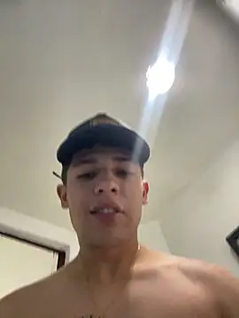 Webkamerová show latinboy_21A