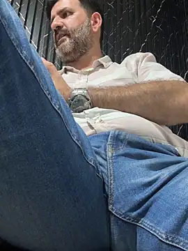 Hairy_Dad86's Live XXX Chat