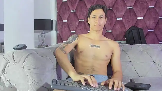 TonyBenedetti webkamerás műsora
