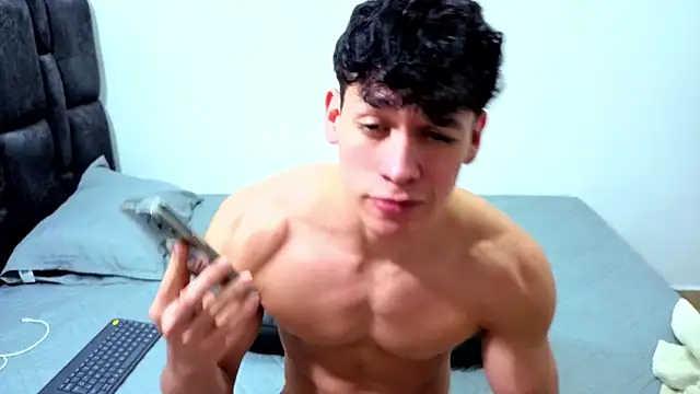 دردشة Luke_Muscle الجنسية المباشرة