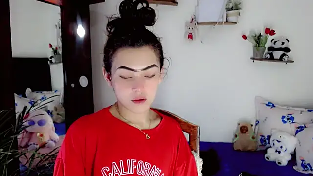 NathalialLooesのウェブカメラショー