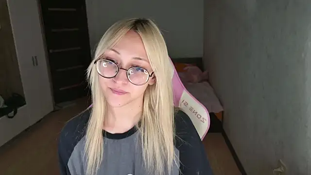 Онлайн чат XXX MarrySharps
