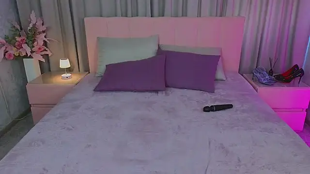 Show Webcam de Ariana_Petite