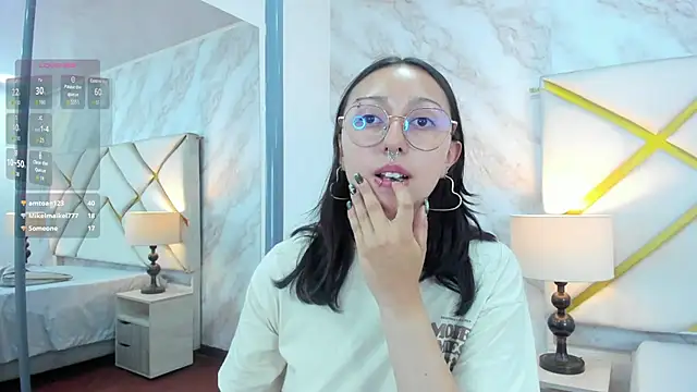 NixShadow's Live XXX Chat