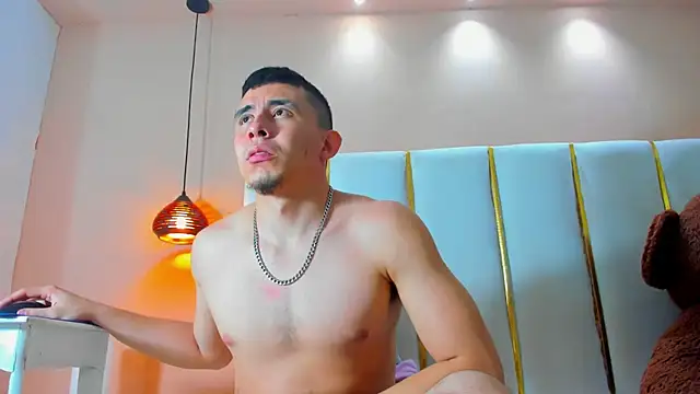 Eross_Santy's Live XXX Chat