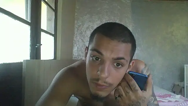 robertmrn112 Live XXX Chat