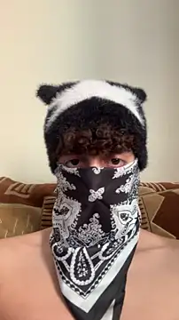 Chat XXX en directo de Hz1Tr