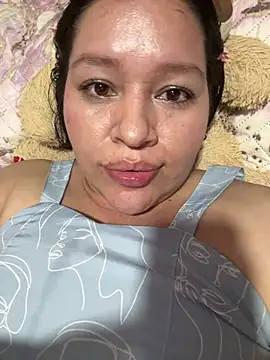 Chat +18 de Lovelipsbig ao vivo