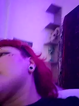 Czat XXX na żywo – Sarah-Stoner
