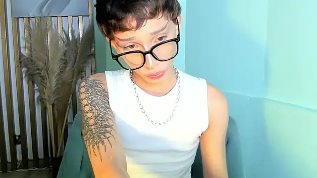 AndyWiilliams Live XXX-Chat