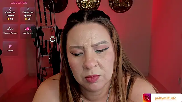 دردشة Pattymilf_ofc الجنسية المباشرة