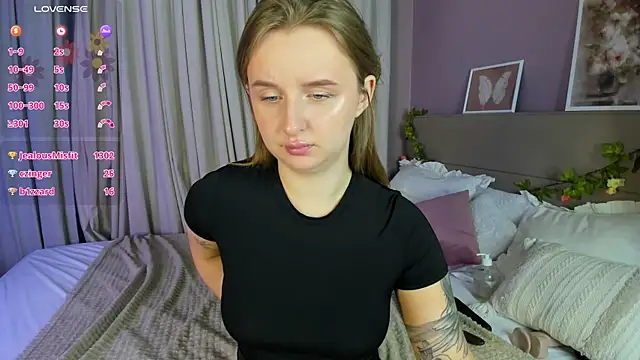 Rina_Panic – Naživo XXX chat