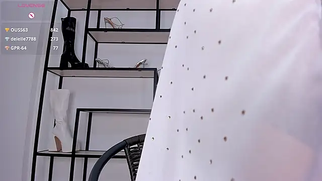 Amira-Zahra webkamerás műsora