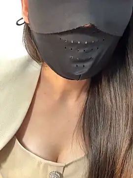 צ'אט XXX בשידור חי של Goldbaby888