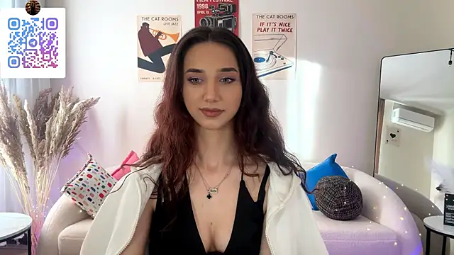 LinaMour's Live XXX Chat