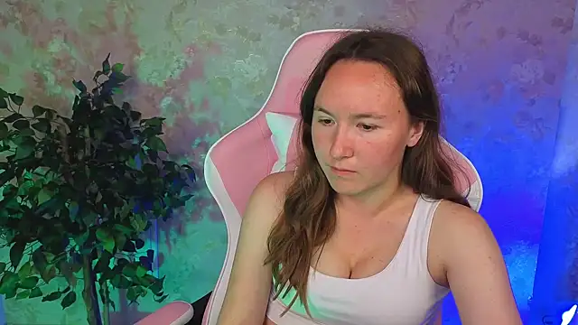 SindieStormm XXX чат на живо